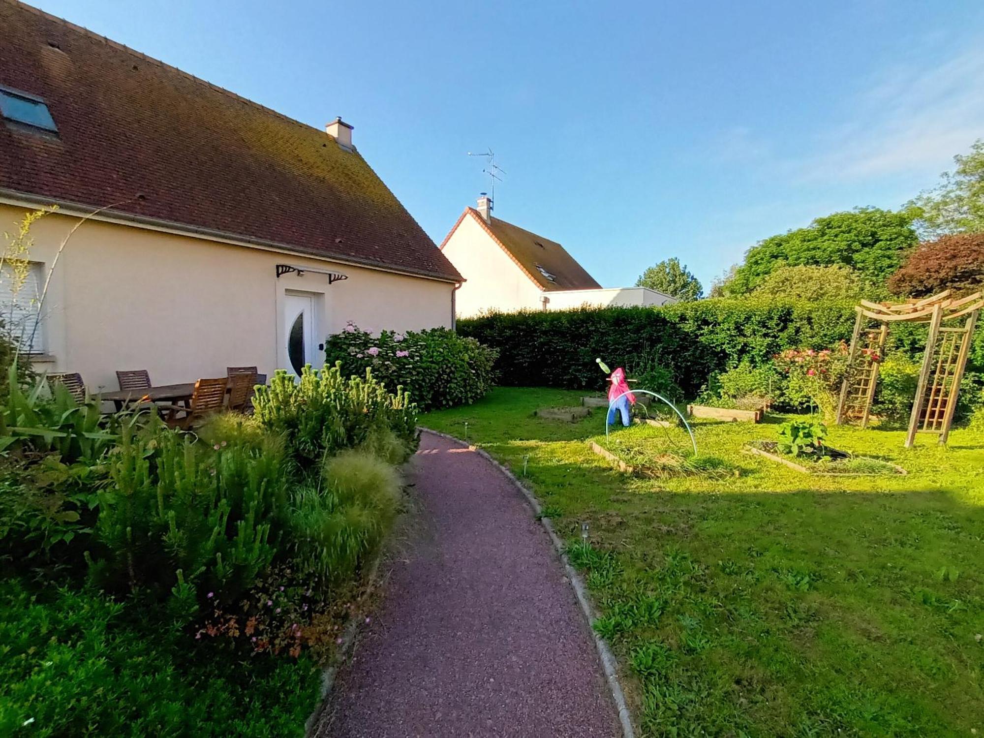 Appartement Tout Confort Le Fresne-Camilly Bagian luar foto